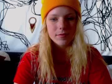 webcam girl crimsonxrapture image #446218