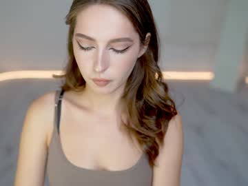 webcam girl silent_chill image #8218599