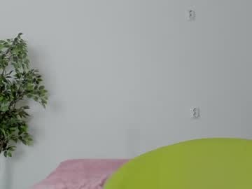 webcam girl bright_bella image #4685192