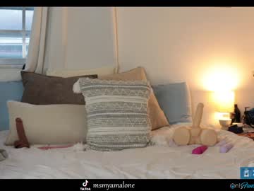 webcam girl blissense image #5129920