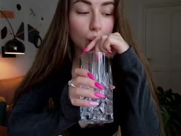 webcam girl strawberryjamx image #5113569
