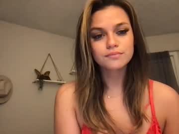 webcam girl shellylynn98 image #2767844