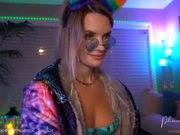 webcam girl phoenix_taylor image #1599158