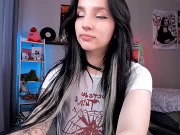 webcam girl vivian_qwerty image #9014312