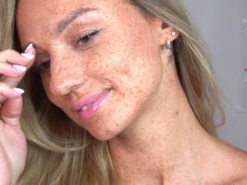 webcam girl artease image #7396450