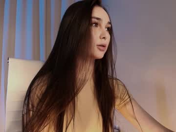 webcam girl hollyextra image #9413198