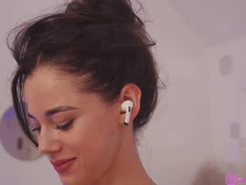 webcam girl taanni_bc image #6564514