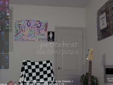 webcam girl petitebrat image #7133057