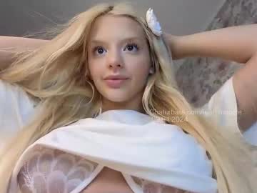 webcam girl lesi_moonie image #7744826