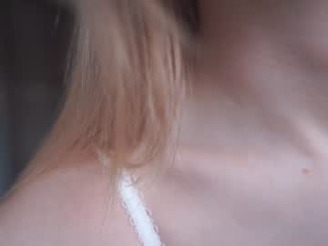 webcam girl bibi_it_is image #5463399