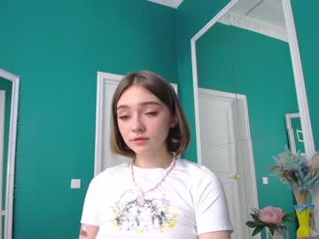 webcam girl adelewilson__ image #1192565