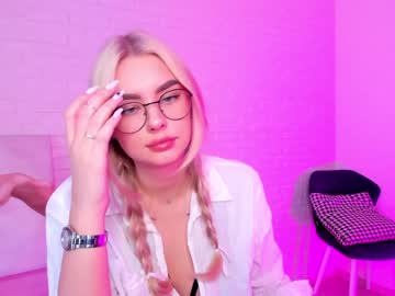 webcam girl 8a8y_nura image #1428085