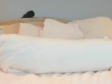 webcam girl eatmygingersnapps image #7583682