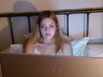 webcam girl miafosterx image #6618214