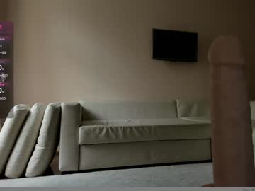webcam girl hollyextra image #7590344