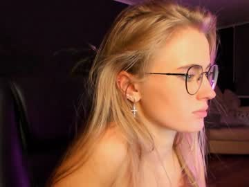webcam girl linellali image #2945424