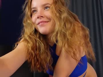 webcam girl milly_shy image #6861925