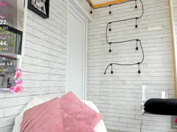webcam girl sassyt33n image #7912800