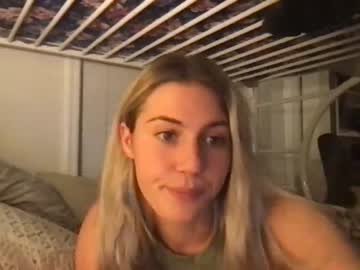 webcam girl bambis_honeypot image #852609