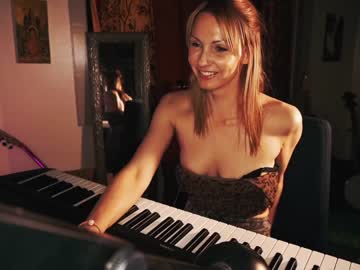 webcam girl kaileeshy image #587888