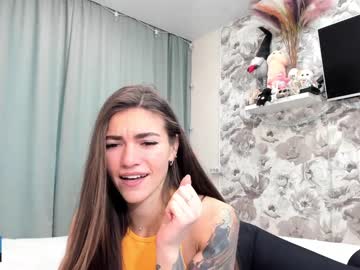 webcam girl joconda image #3437155