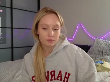 webcam girl callme_star image #6516543