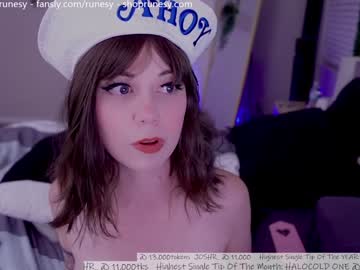 webcam girl runesy image #7766439