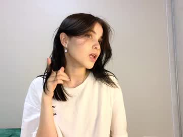 webcam girl kr1stinarrow image #4812394
