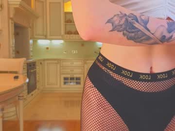 webcam girl harrieteasley image #8035264