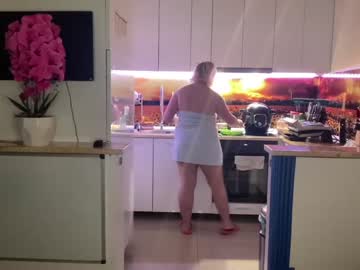 webcam girl kiradivine image #6068736