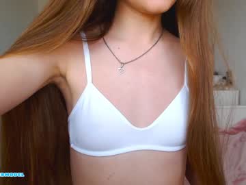 webcam girl ambertan1 image #2148152