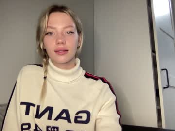 webcam girl angel_from_sky image #2400113