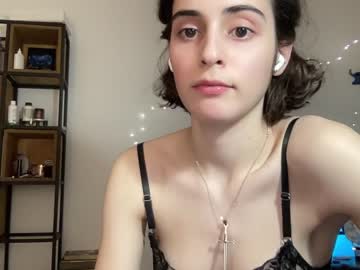 webcam girl wonderland_stia image #6341539
