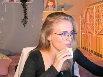 webcam girl linellali image #2469773