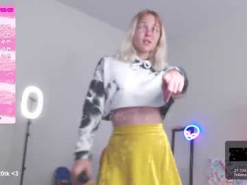 webcam girl petitebrat image #4441498