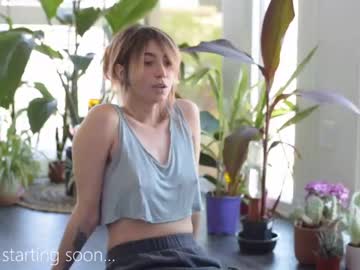 webcam girl lizmreow image #2200026