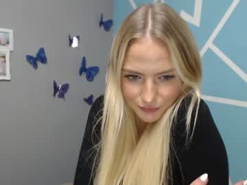 webcam girl tall_zori image #1292746