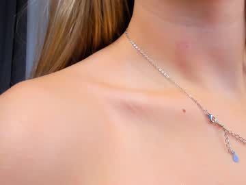 webcam girl milablush image #4405974
