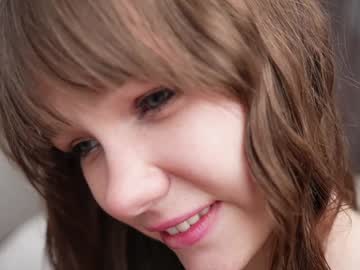 webcam girl little_lola18 image #7865406