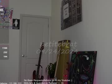 webcam girl petitebrat image #7901070