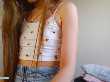 webcam girl ambertan1 image #1969064