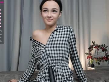 webcam girl more_wine_here_sweetie image #5911660