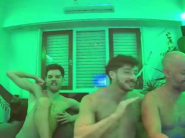 Cam for magusttin