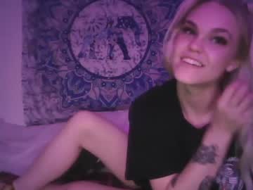 webcam girl maevemaddox image #2904605