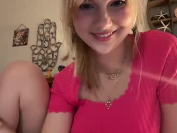 webcam girl kittengirlxo image #9679343