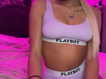 webcam girl averylol image #9507599