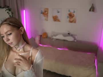 webcam girl avroramy image #8389406