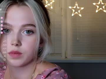 webcam girl small_blondee image #5192743