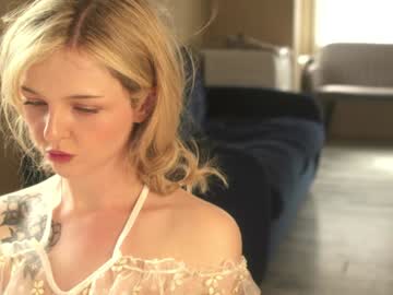 webcam girl lucydelovely image #7521569