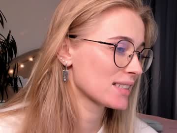 webcam girl linellali image #2745275